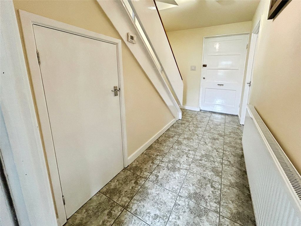 Property photo 2 of 15 Picture No. 32