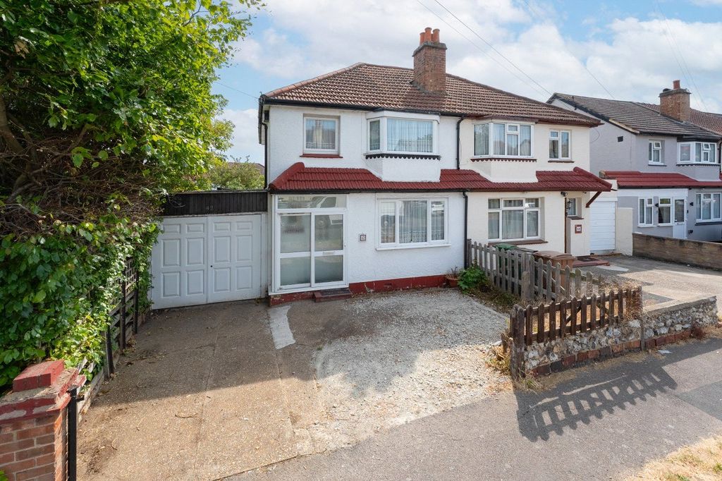 Property photo 1 of 17 Picture No. 11
