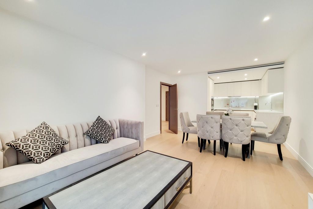 Property photo 3 of 13 2_Kitchen-Reception-1.Jpg