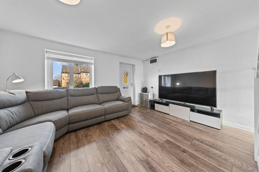 Property photo 3 of 29