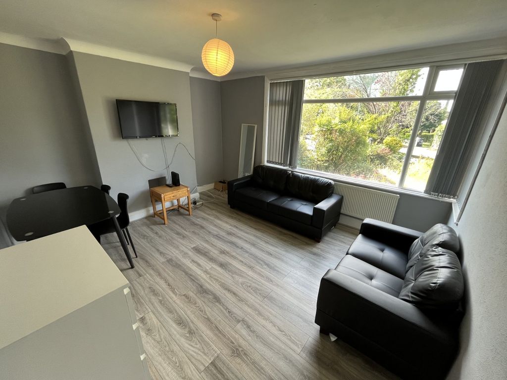 Property photo 2 of 13 Picture No. 02