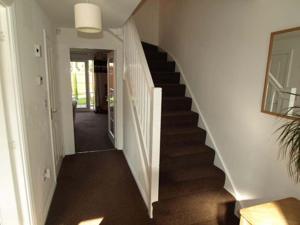 Property photo 3 of 16 Stair