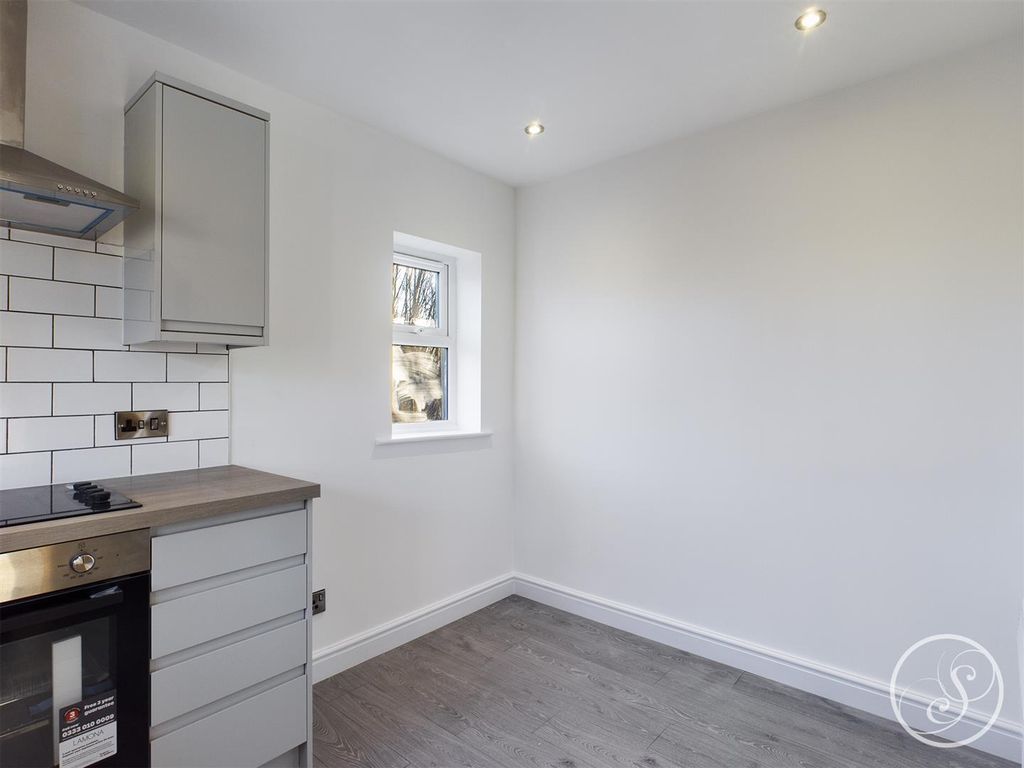 Property photo 2 of 8 Cam00408P1-Pr0338-Still07.Jpg