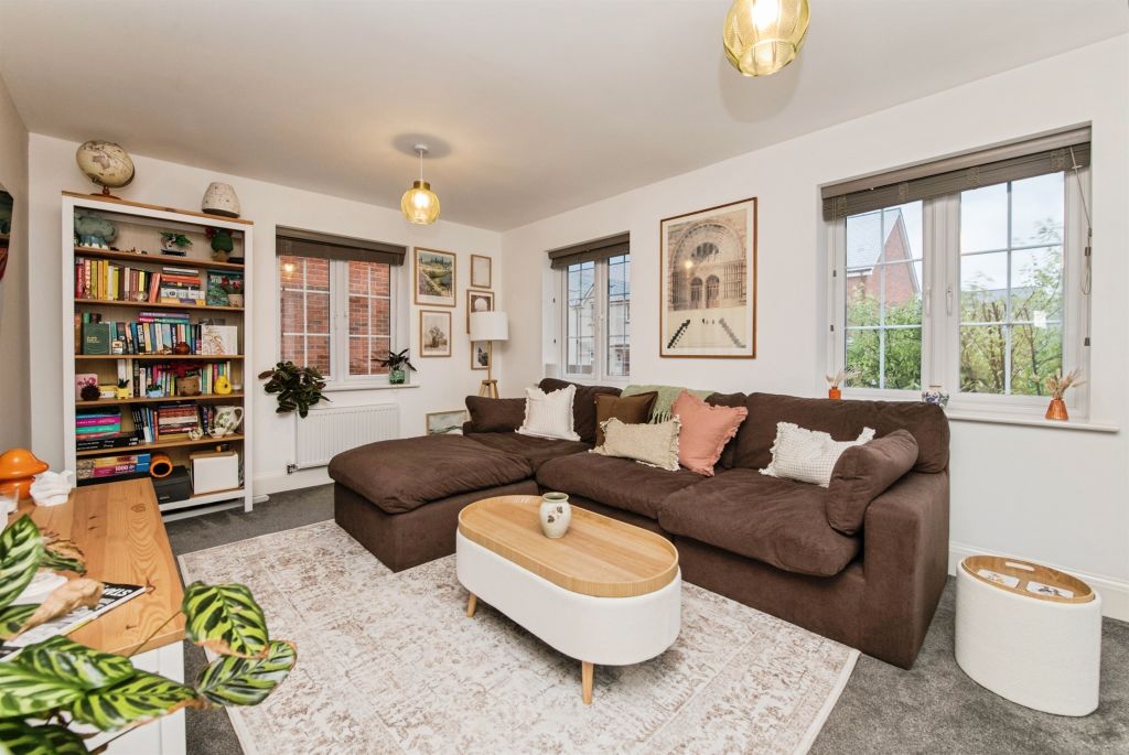 Property photo 2 of 17