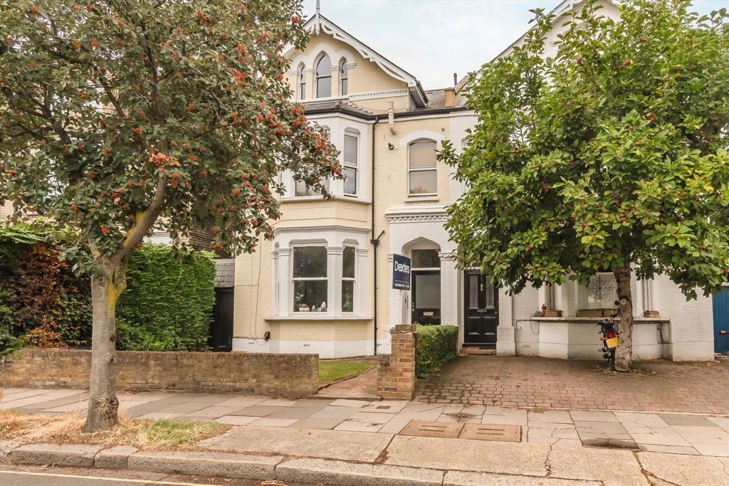 Property photo 1 of 7