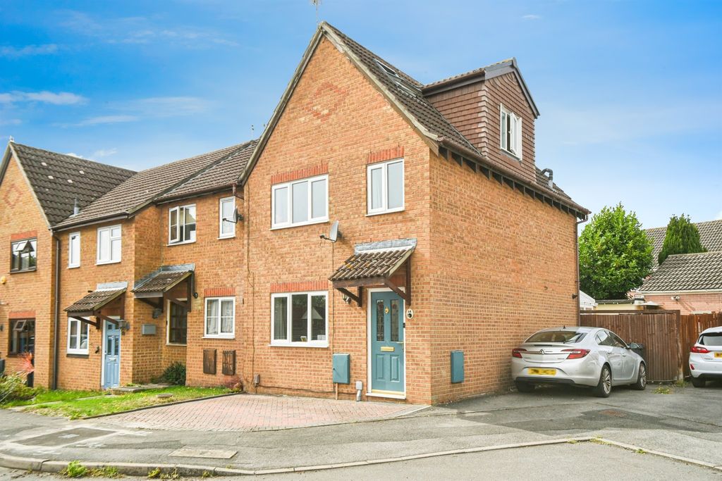 Property photo 1 of 17