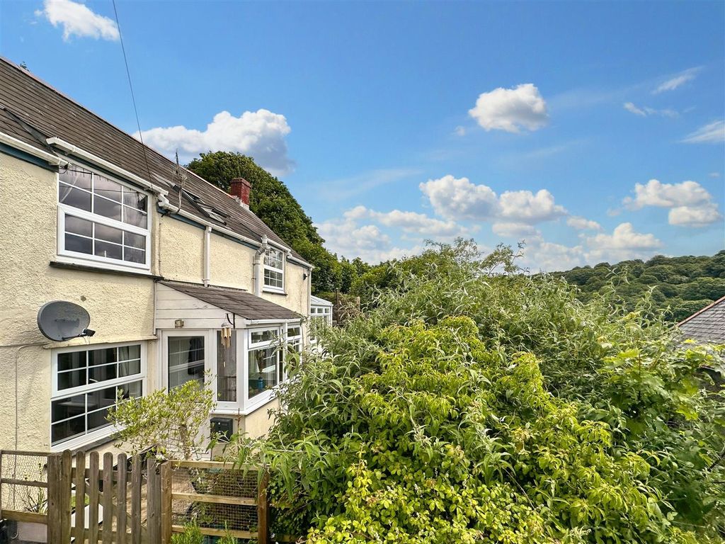Property photo 1 of 26