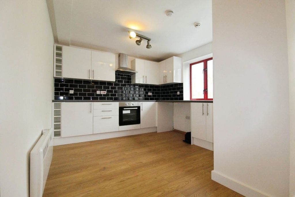 Property photo 2 of 14 Pbox-Img.Jpg