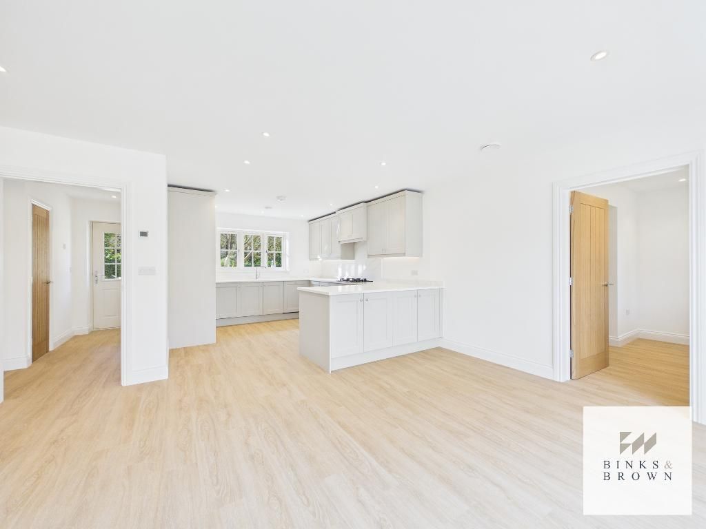 Property photo 2 of 15 Photo 2