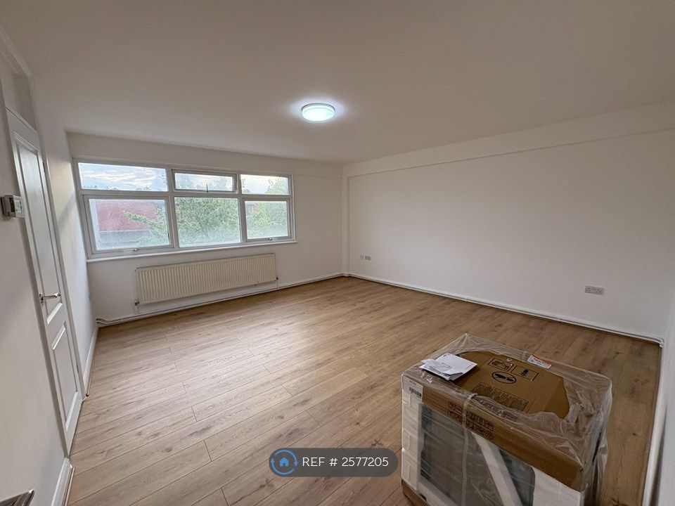 Property photo 2 of 10 Lounge/Reception Room