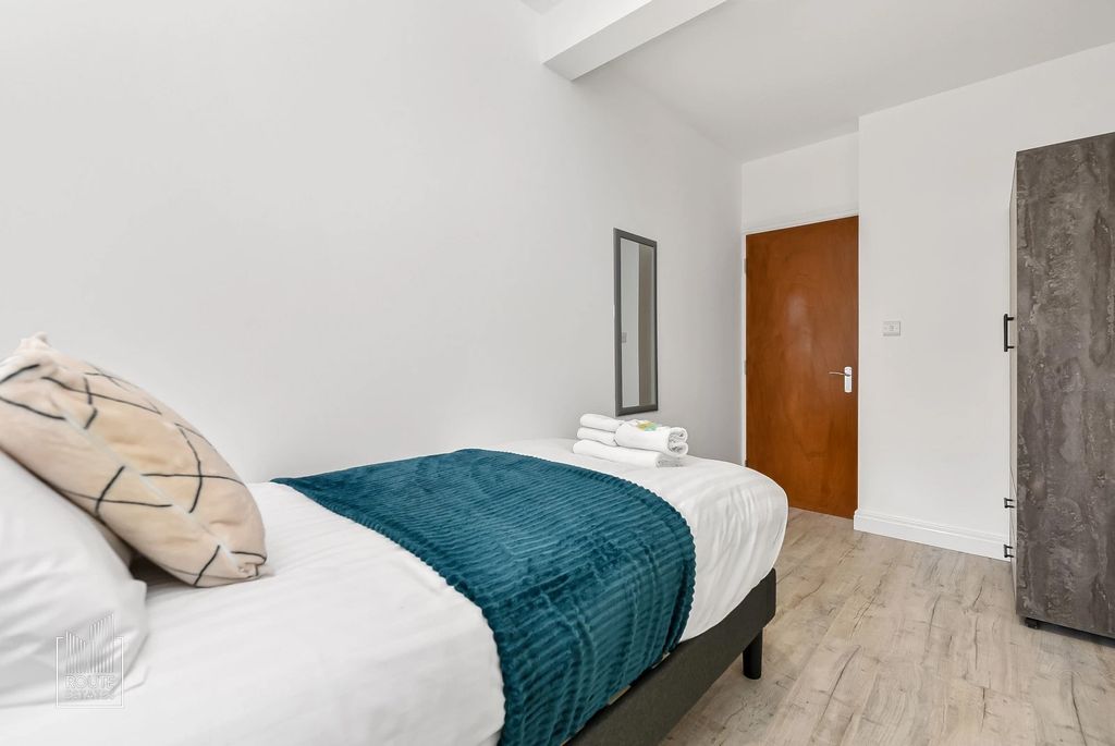 Property photo 2 of 11 Photo 2