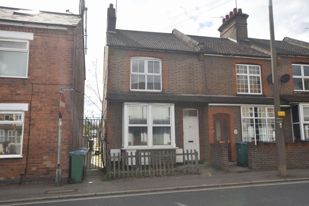 Property photo 1 of 6 External