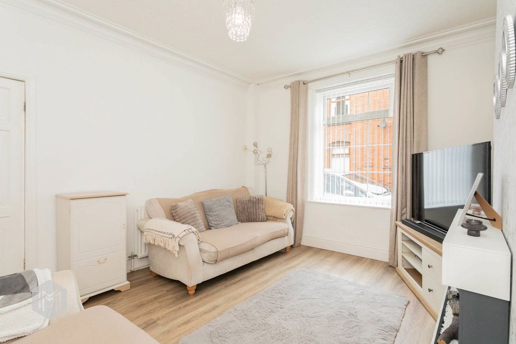 Property photo 3 of 30 Photograph