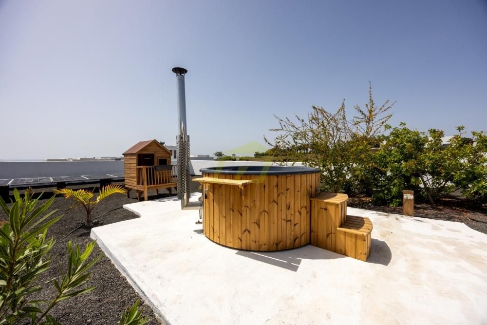 Property photo 3 of 29