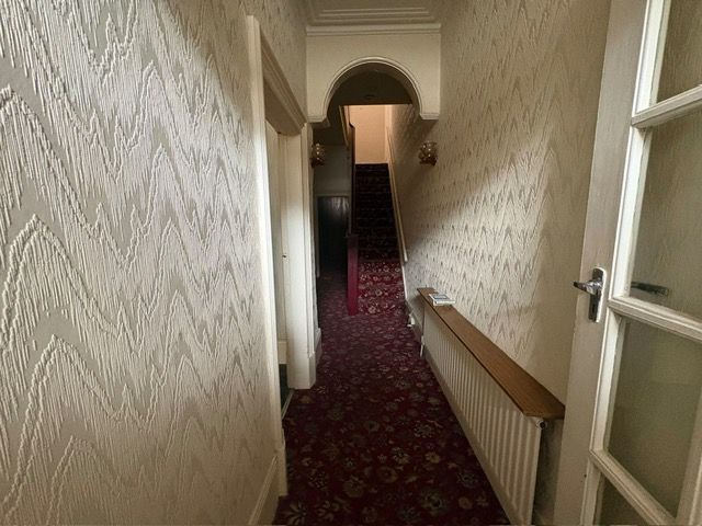Property photo 2 of 30