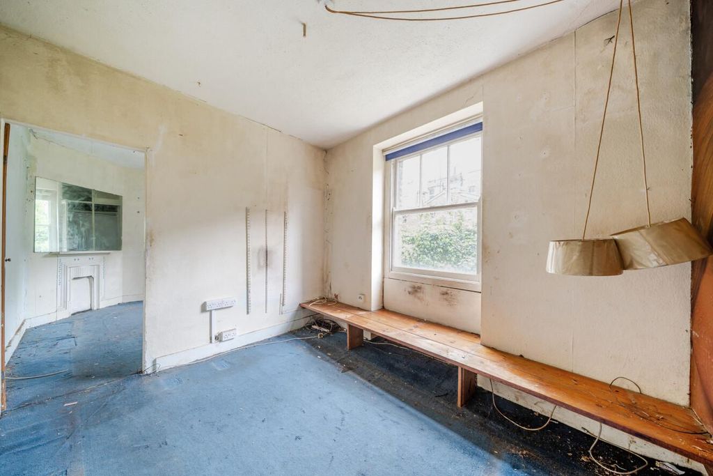 Property photo 2 of 11 Picture 2