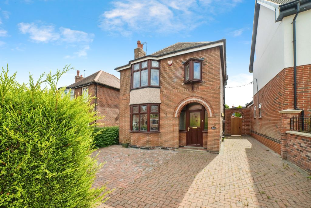 Property photo 1 of 17
