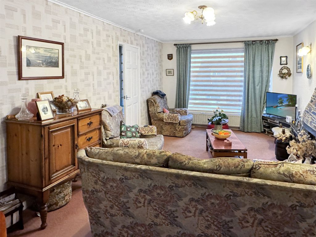 Property photo 2 of 13 2 - Picture No. 01