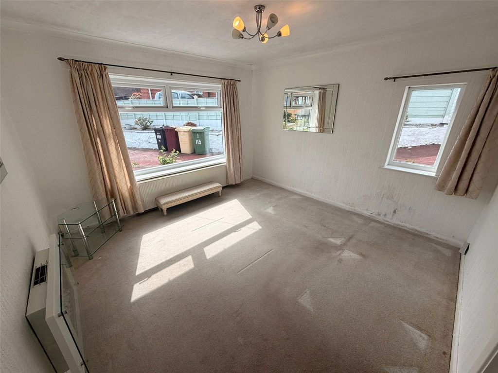 Property photo 2 of 32 Picture No. 45