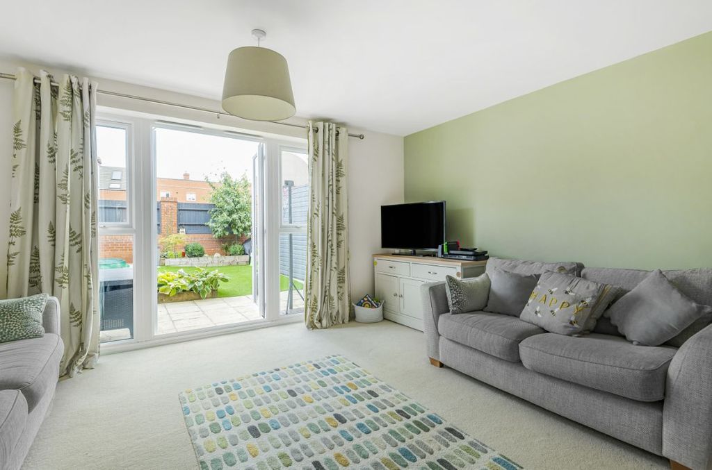 Property photo 3 of 18