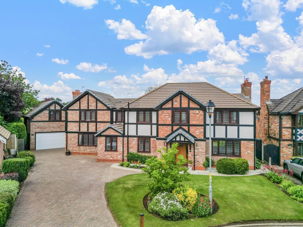 Property photo 1 of 42