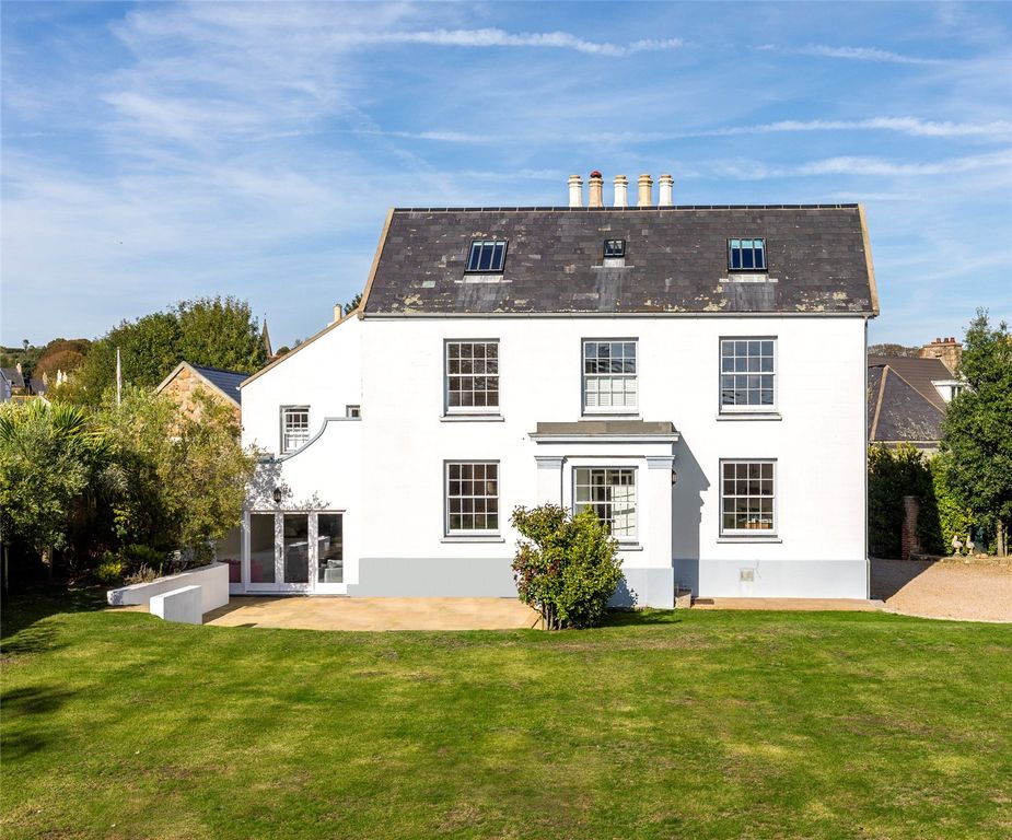 Property photo 1 of 24 Picture No. 23