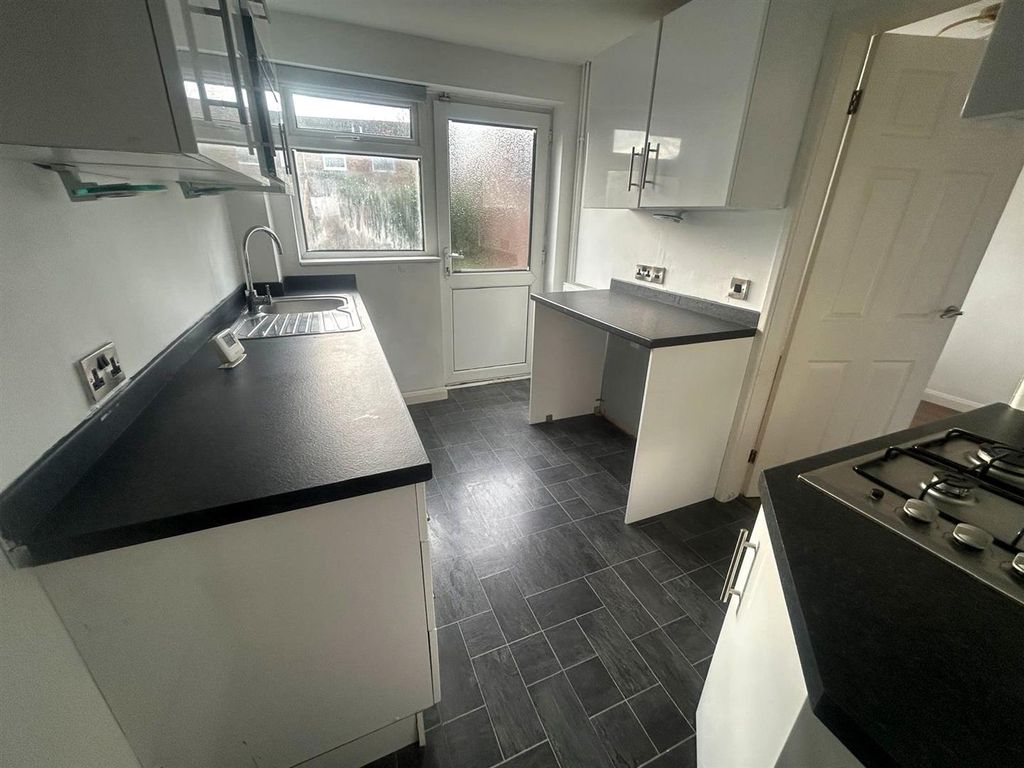 Property photo 3 of 12 Img-20251118-Wa0024.Jpg