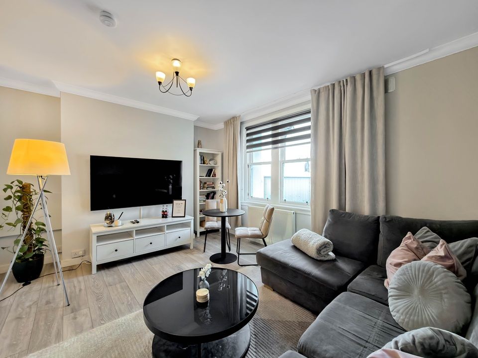 Property photo 3 of 15