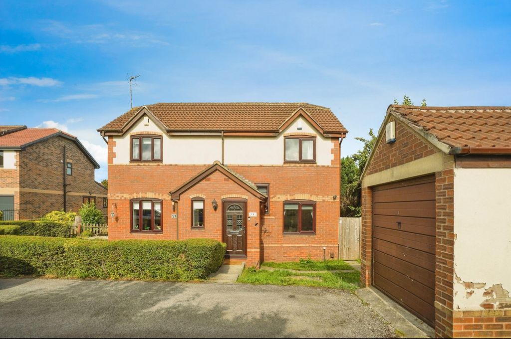 Property photo 1 of 17