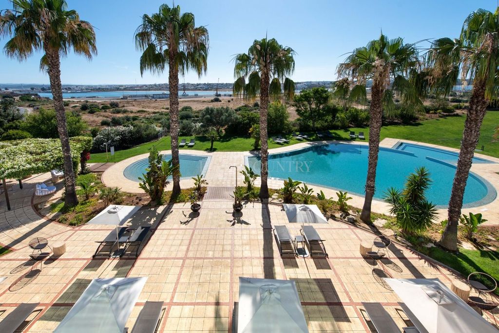 Property photo 2 of 30