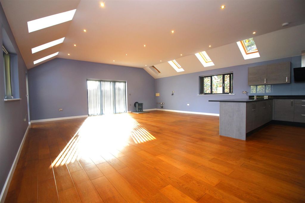 Property photo 2 of 22 Img_1007.Jpg