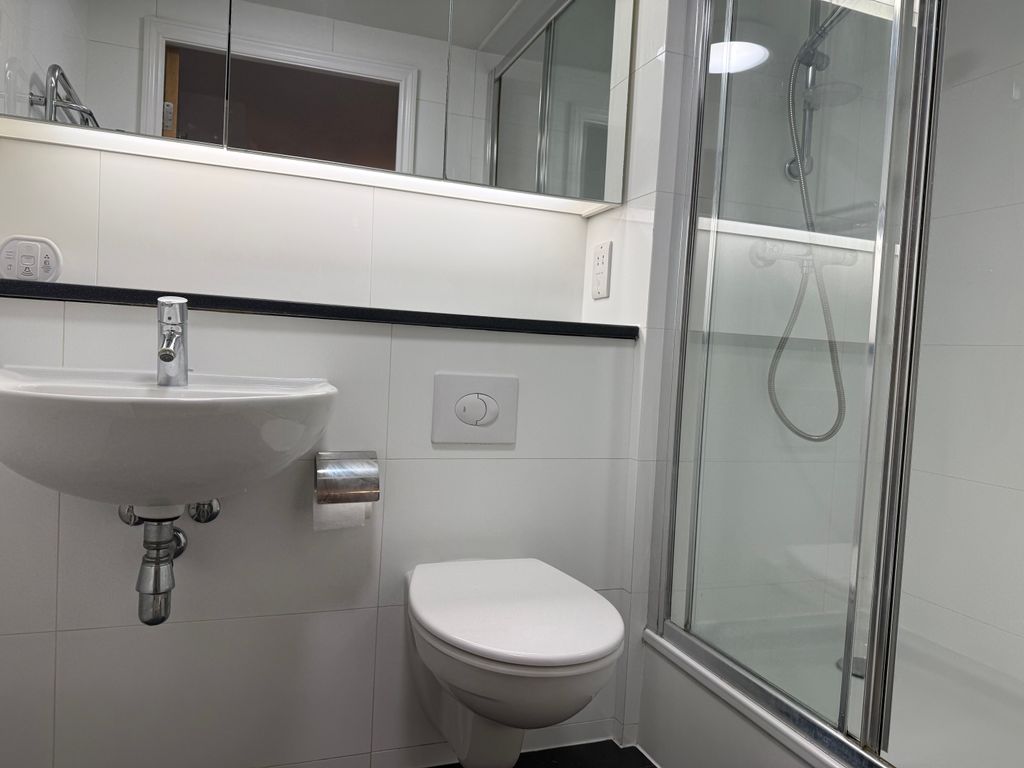 Property photo 3 of 4 Image