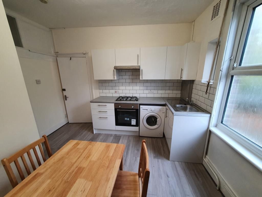 Property photo 2 of 6