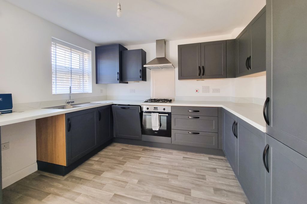 Property photo 2 of 14 20260407_164042