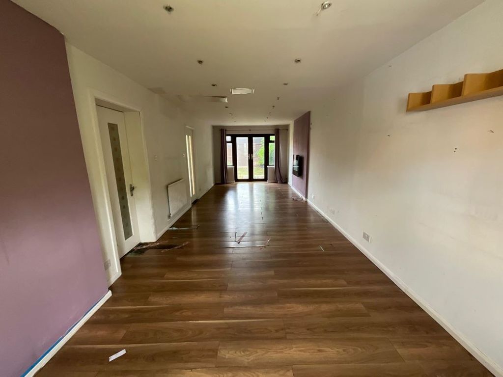 Property photo 3 of 10 Image 3