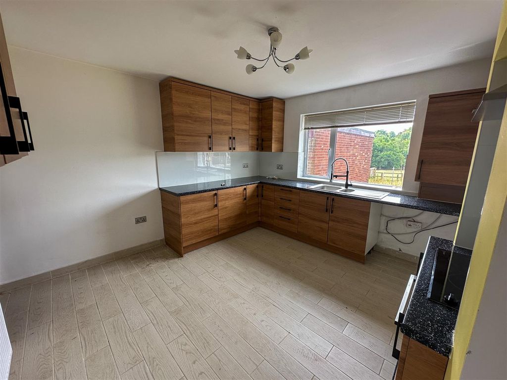 Property photo 3 of 11 Img_4847.Jpg