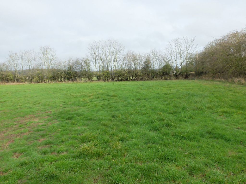 Property photo 3 of 6