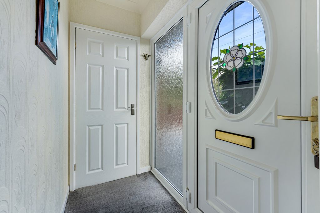 Property photo 3 of 21 4471486