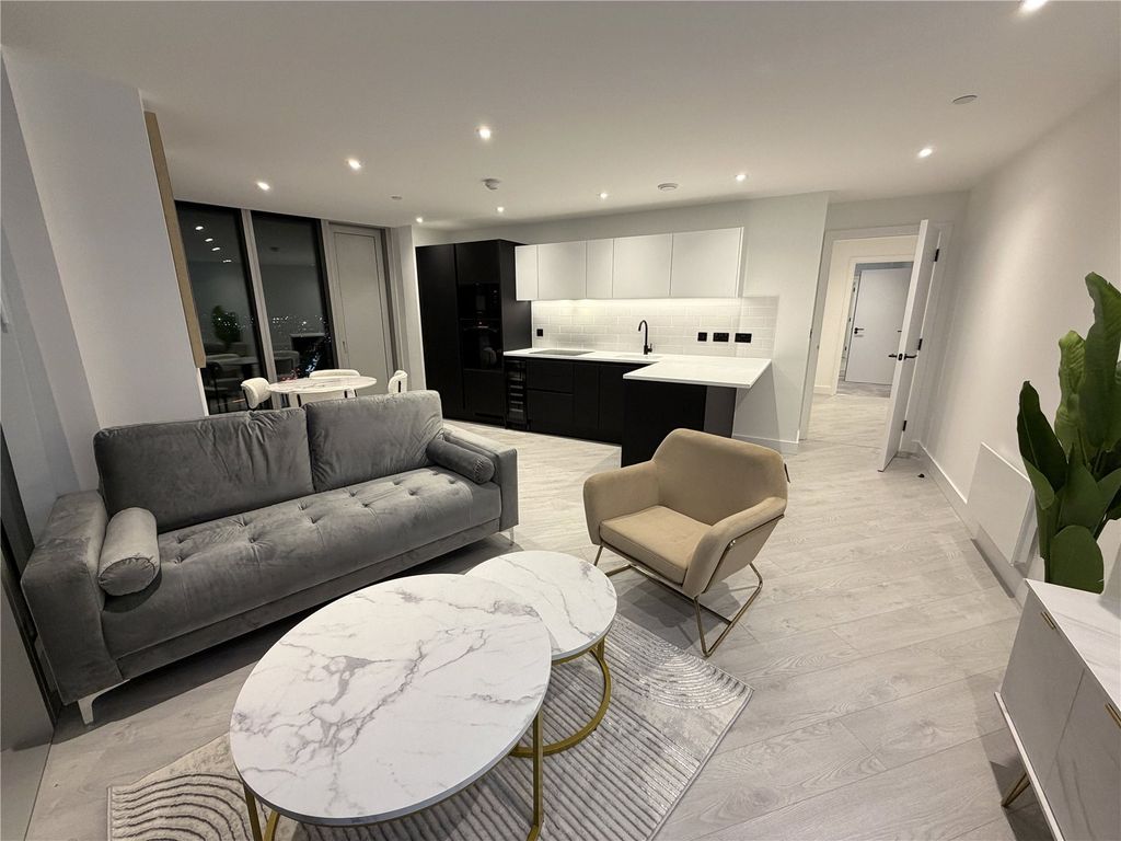 Property photo 3 of 29 Picture No. 03