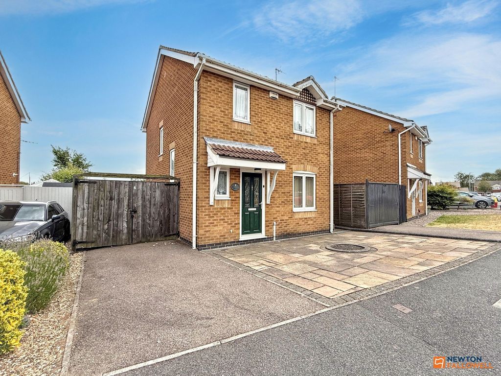Property photo 1 of 23