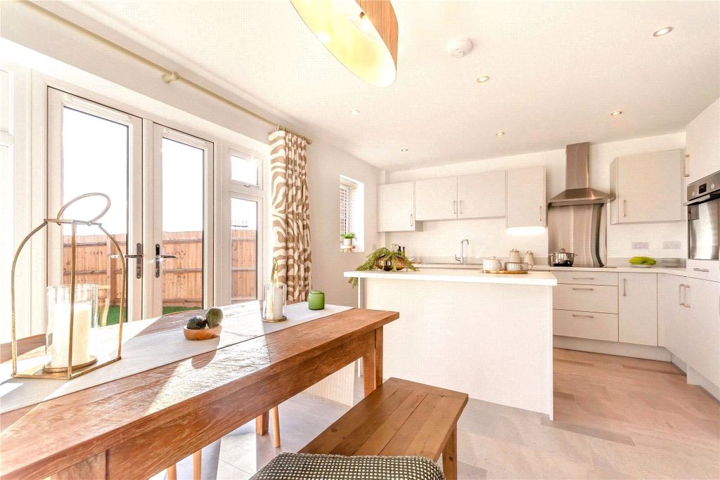 Property photo 2 of 18 Picture No. 02