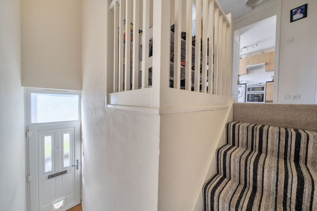 Property photo 2 of 11 1436464-2-69d5125...