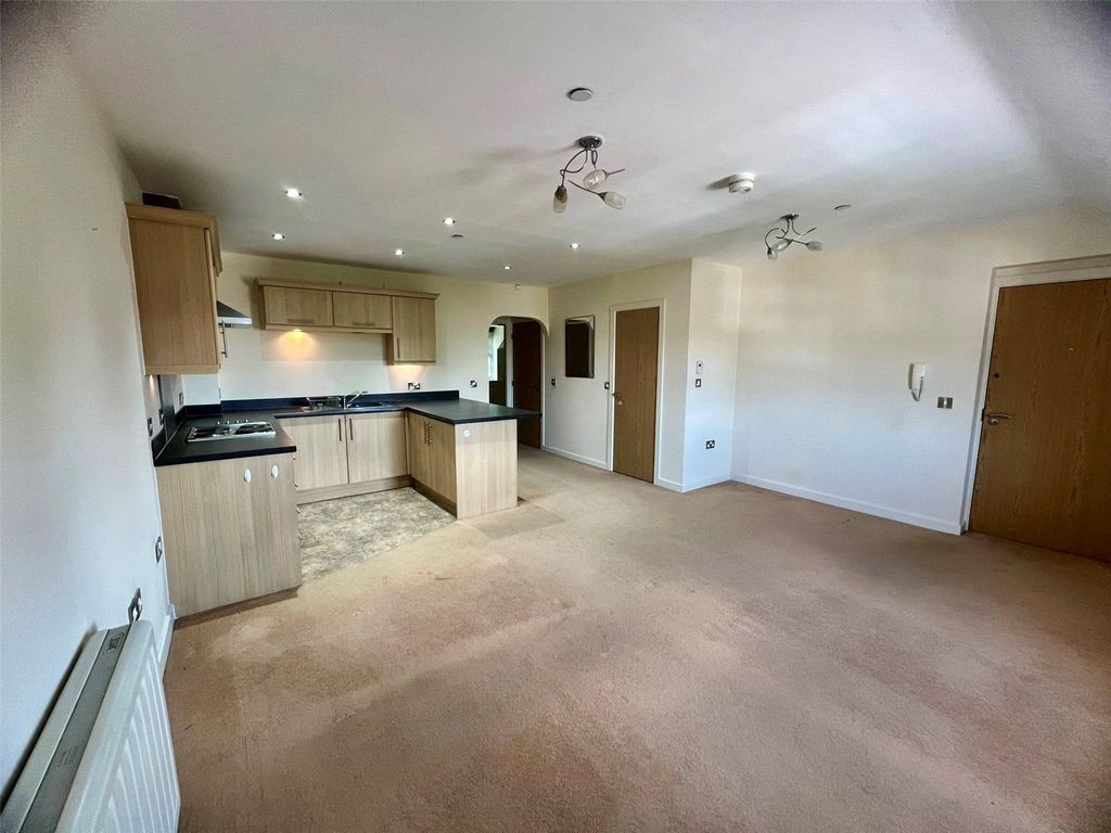 Property photo 2 of 15 Picture No. 25