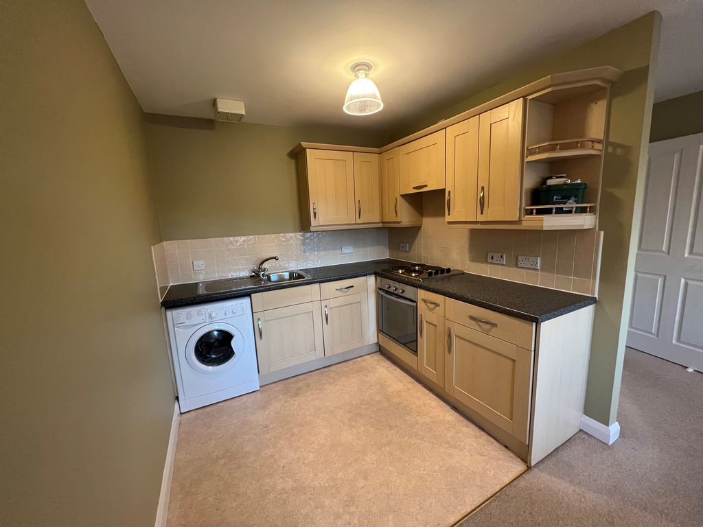 Property photo 3 of 6