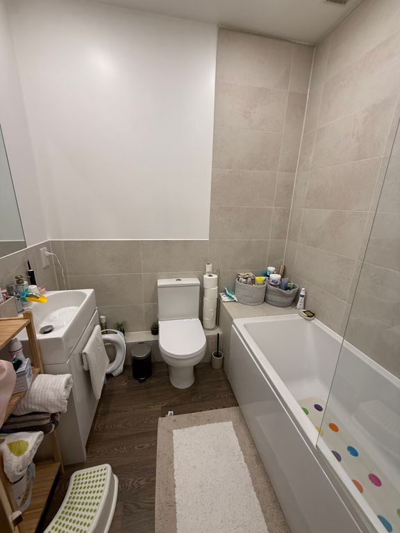 Property photo 3 of 8
