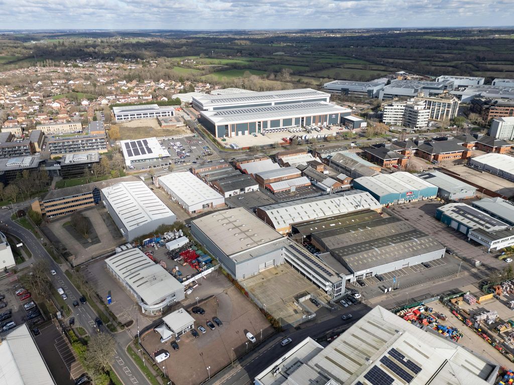 Property photo 1 of 11 12 Chester Road - Borehamwood 002.Jpg