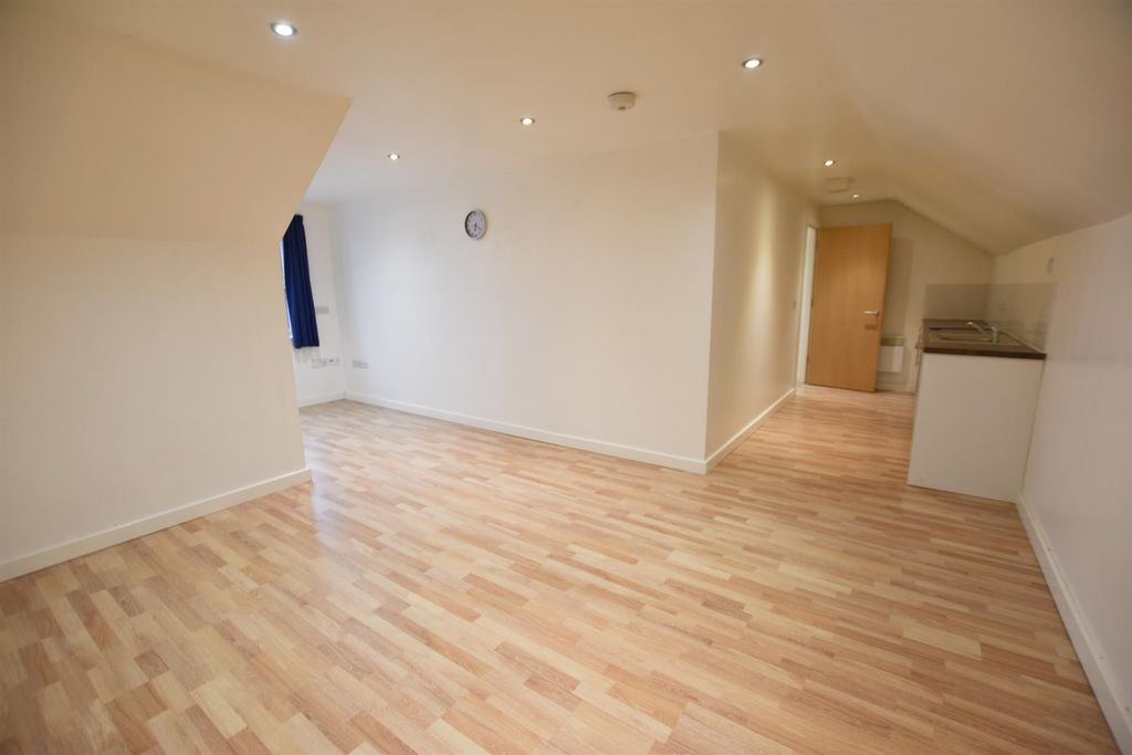 Property photo 3 of 8 5c49585693c124984261Abe5Dfb6A80d.Jpg