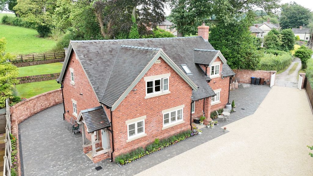 Property photo 1 of 31