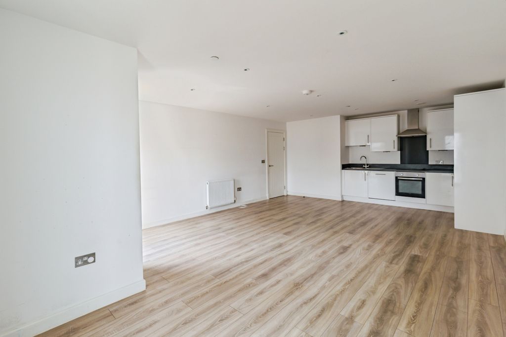 Property photo 2 of 19 Pbox-Img.Jpg