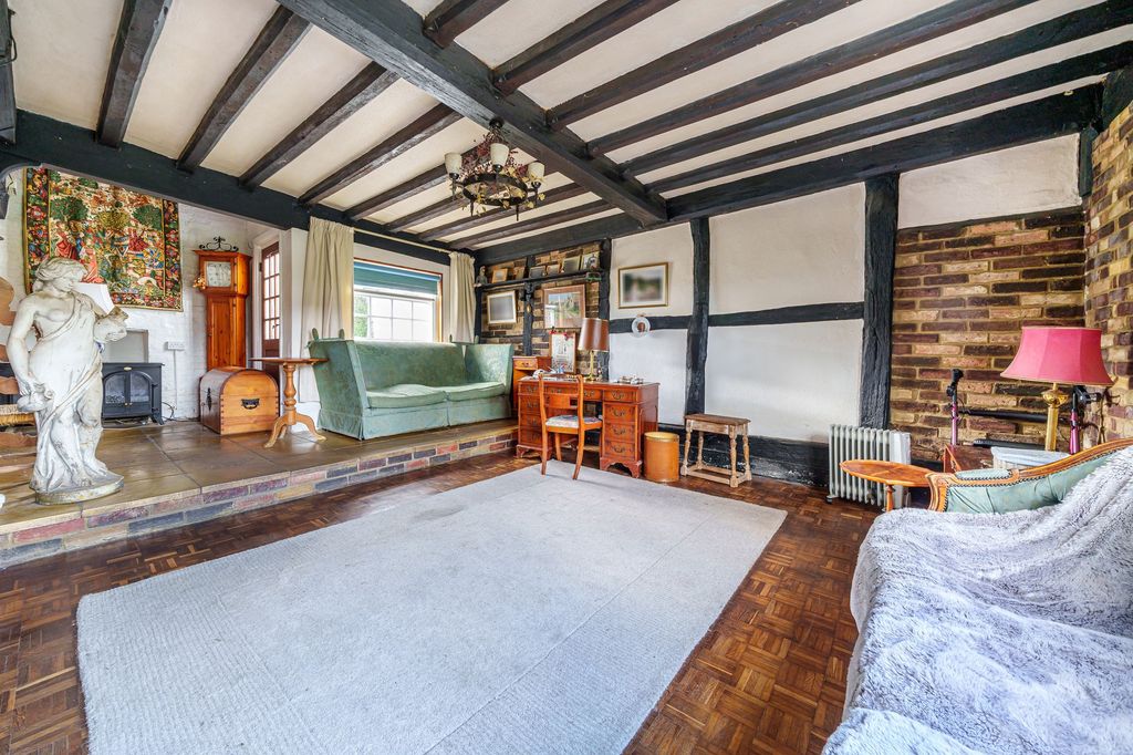 Property photo 3 of 18